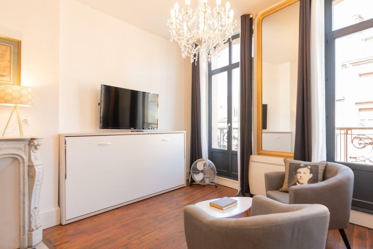 Suite Eugenie Charleville-Mézières Dış mekan fotoğraf